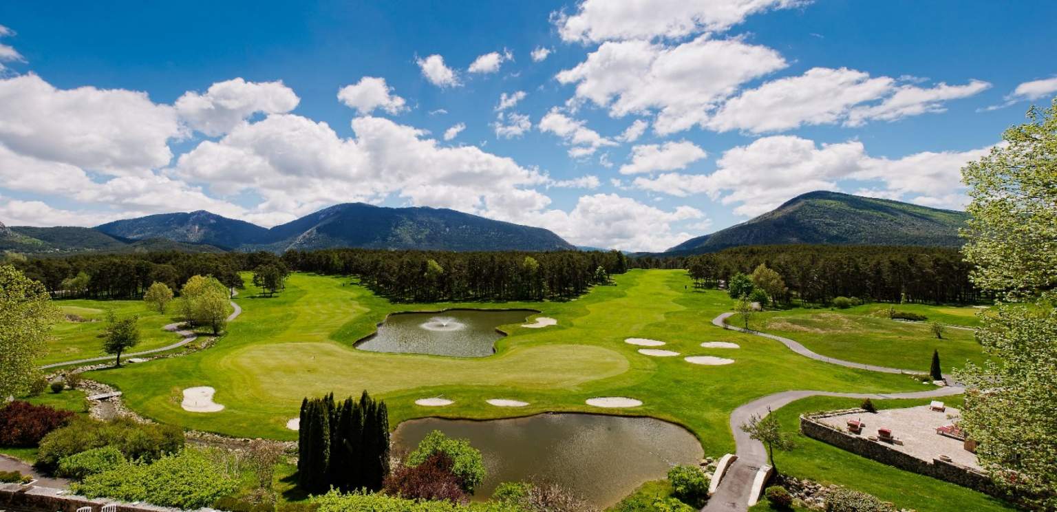 Golf 18 trous en France dans le Var, Verdon - Château de Taulane